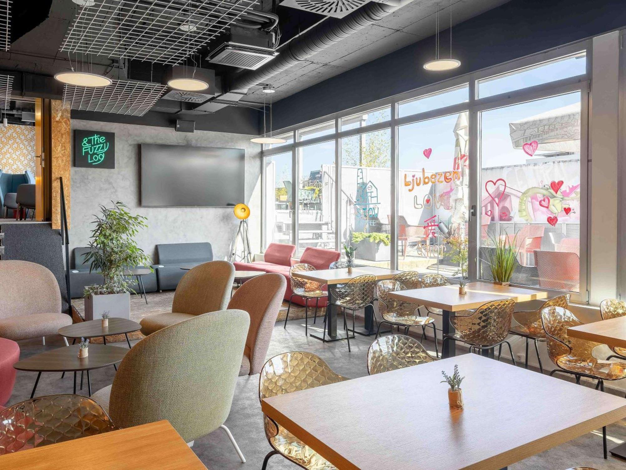 Ibis Styles Centre Hotel
