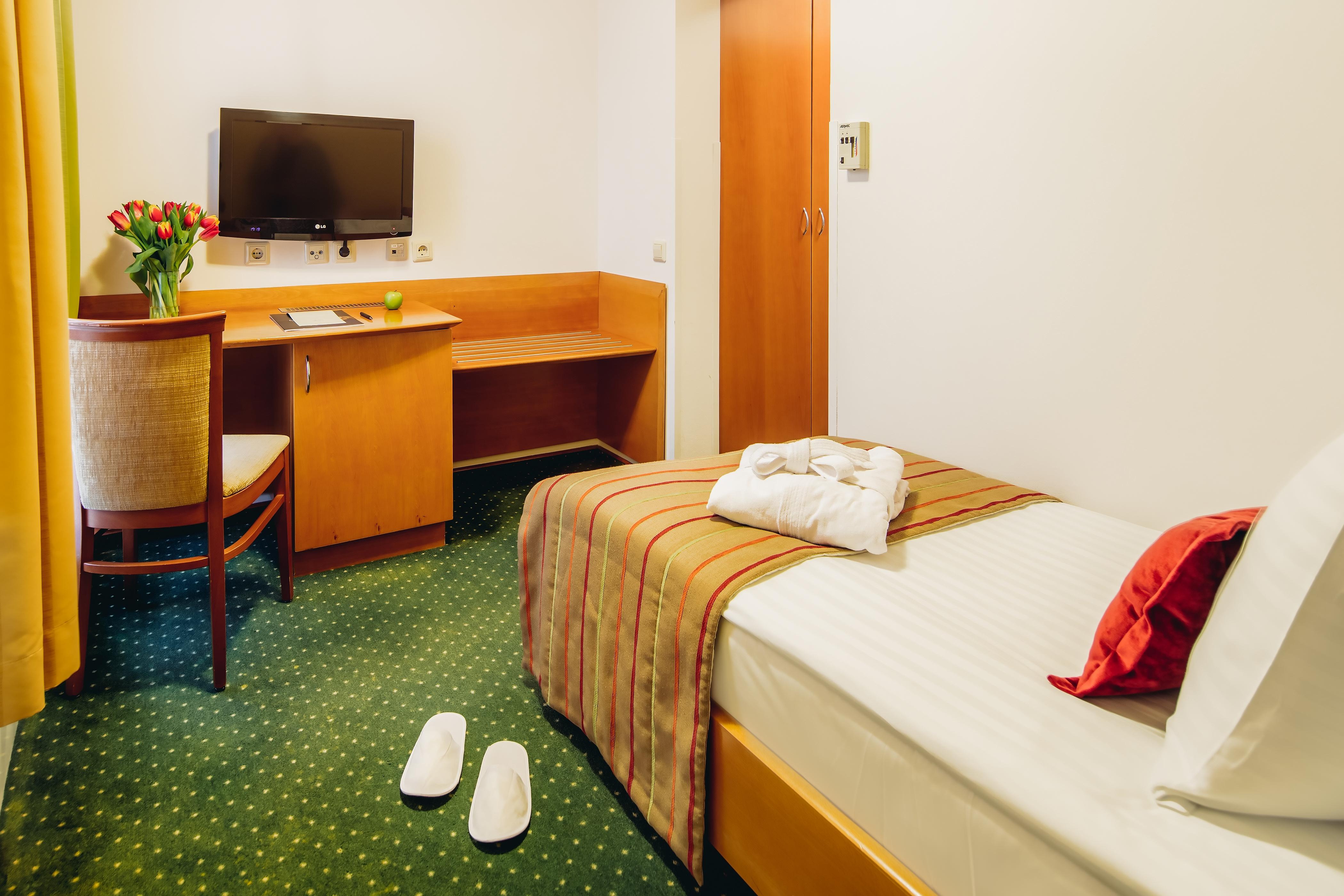 Superior Hotel